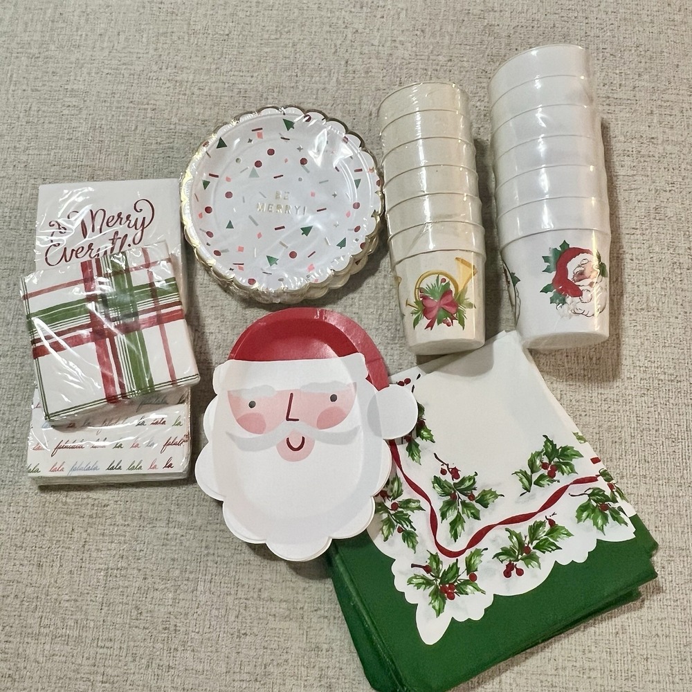 Christmas Plates Cups Napkins Lot Some Vintage Santa Holly‎ Holiday Party